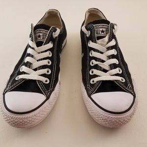 Converse Black Low Top Canvas Sneakers Womens 6.5